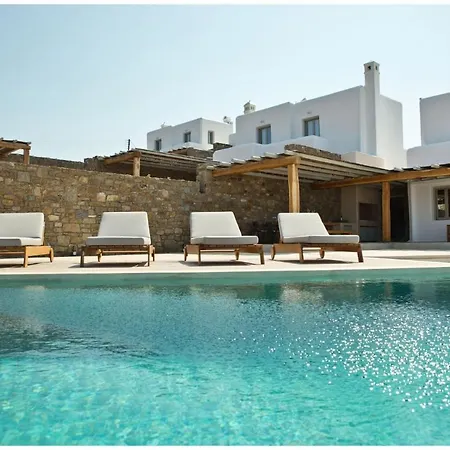 La Isla Bonita: Luxury Mykonos Retreat With Sea Views *