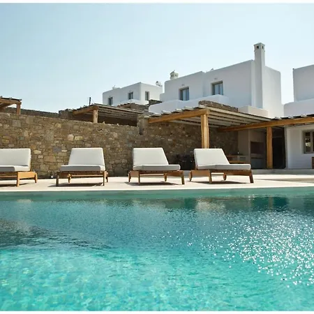 La Isla Bonita: Luxury Mykonos Retreat With Sea Views *
