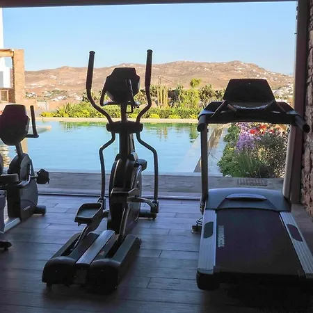 La Isla Bonita: Luxury Mykonos Retreat With Sea Views *