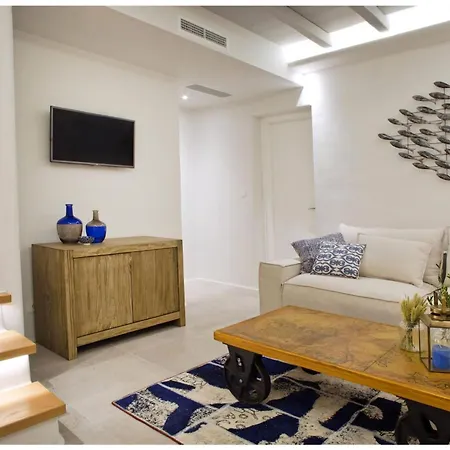 La Isla Bonita: Luxury Mykonos Retreat With Sea Views Mykonos Town
