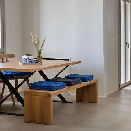 Villa La Isla Bonita: Luxury Mykonos Retreat With Sea Views *