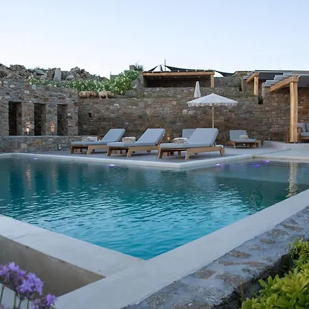 Villa La Isla Bonita: Luxury Mykonos Retreat With Sea Views Mykonos Town