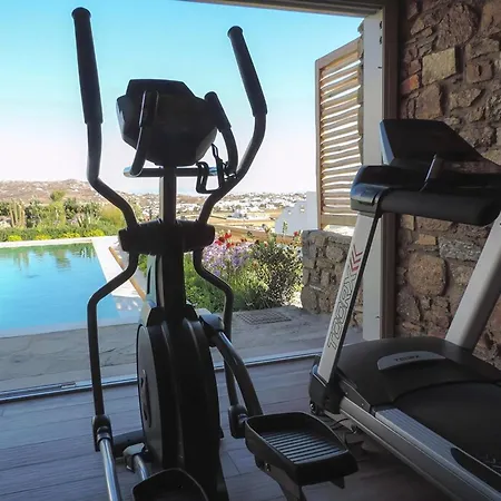 La Isla Bonita: Luxury Mykonos Retreat With Sea Views *